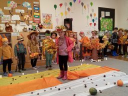 2025-10-22 Jesienna moda u Krasnali